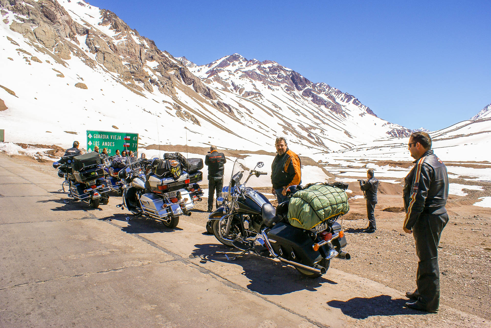 Cordilheira dos Andes Viagem de Moto por 4 paises em uma Tenere